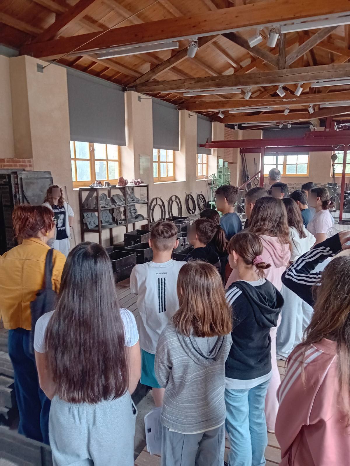 ΔΙΔΑΚΤΙΚΗ ΕΠΙΣΚΕΨΗ ΣΤΟΝ ΠΟΛΥΧΩΡΟ ΠΟΛΙΤΙΣΜΟΥ ΙΣΛΑΧΑΝΕ